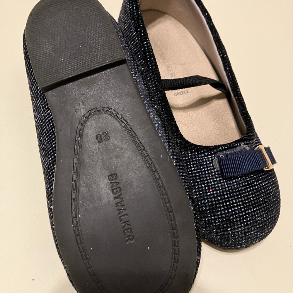 Iridescent Navy Blue Girls Ballet Flats Kids Shoes with Bow Accent Shiny - Picture 4 of 4